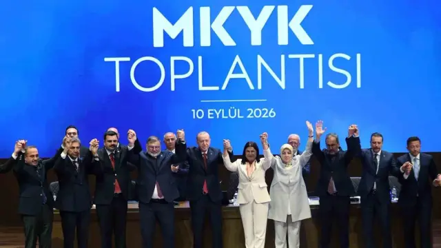Foça Mayor Saniye Bora Fıçı joins AK Party