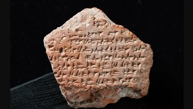 Tablet piece found in Hattuşa turned out to belong to the Kadesh Peace Treaty