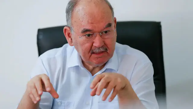 رئيس بلدية إزمير الأسبق أوزفاطورا في العناية المركزة