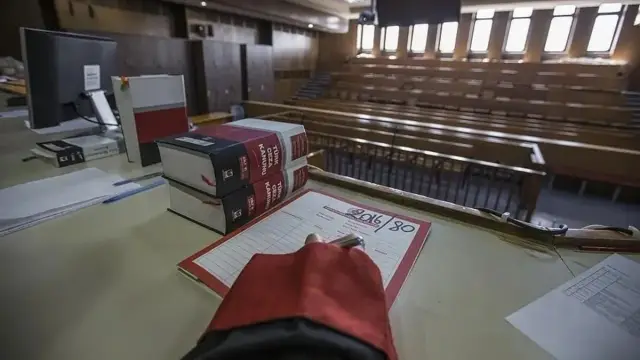 В Бакыркёе начато расследование по делу о вмешательстве в судебные процессы
