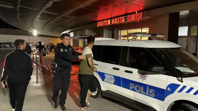 Woman severely injured after jumping from moving pickup truck in Eskişehir