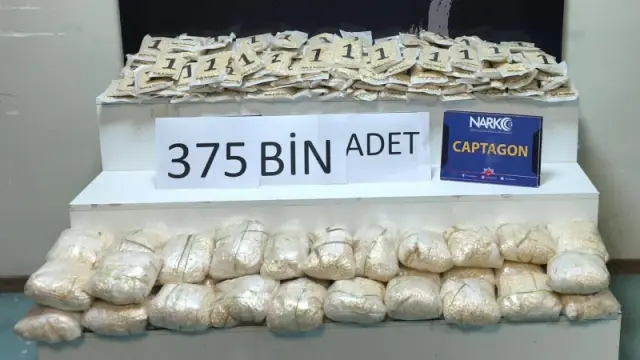 ضبط 375 ألف حبة مخدرة في عملية بتنسيق من جهاز الاستخبارات التركي