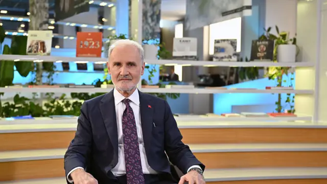 رئيس غرفة تجارة إسطنبول أوداغيتش يدعو تركيا لبناء فضاء وطنها للذكاء الاصطناعي